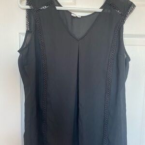 SIONI Black V-Neck Sleeveless Blouse with Crochet Lace Trim - Size Large